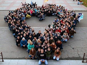 Волонтёры МАИ обучились ратному делу и славянской грамоте на новгородском фестивале