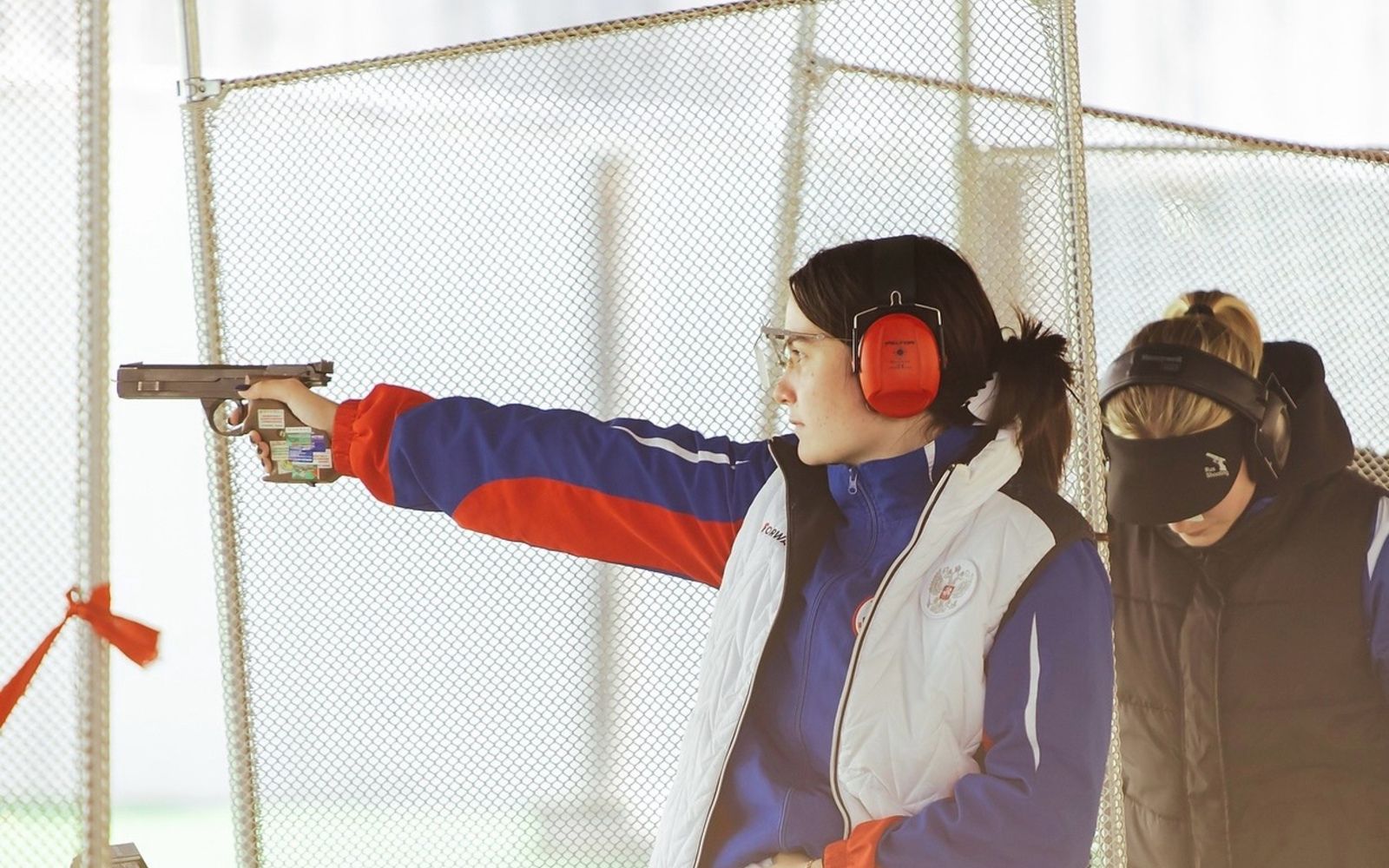 «Характер раскрывается в тире»: студентка МАИ о пути к чемпионству в спортивной стрельбе 