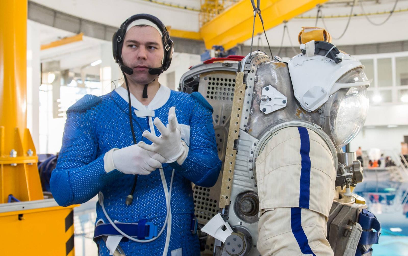 Полгода на орбите: маёвец Дмитрий Петелин о пути к мечте — стать космонавтом