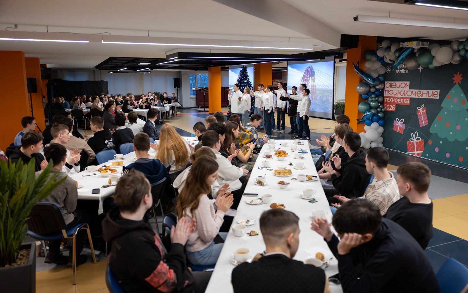 В МАИ поздравили с Новым годом студентов — детей участников СВО