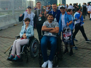 Иностранный студент МАИ подарил пациентам реабилитационного центра билеты на матч FIFA 2018