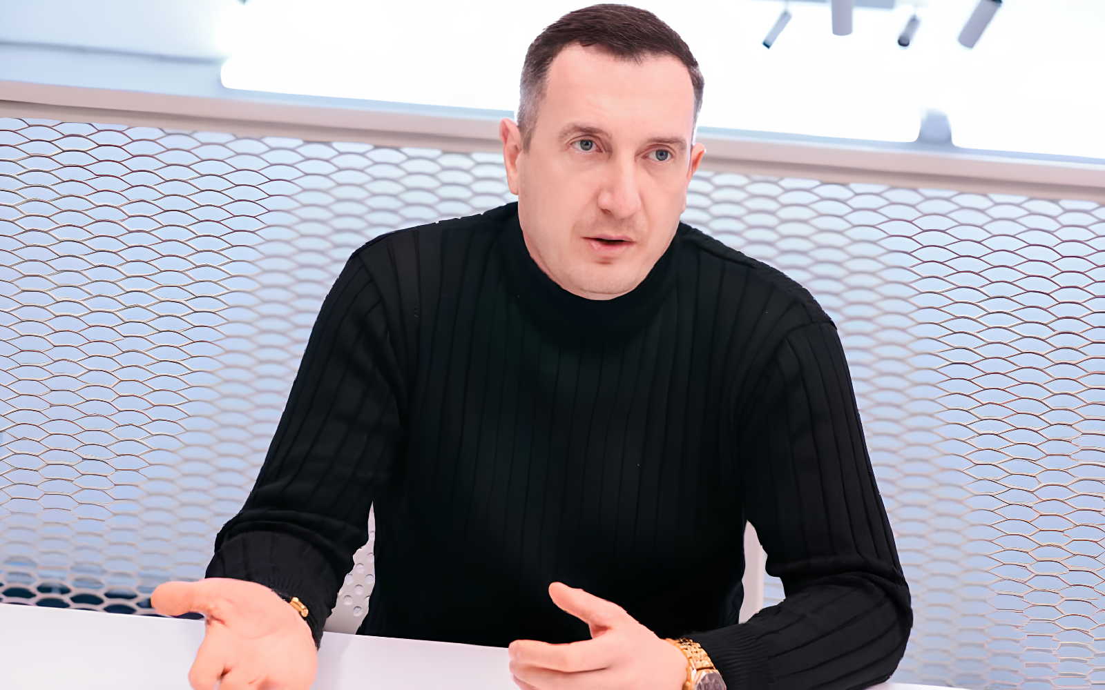 Беспилотники, сверхзвук – и это только начало: доцент МАИ Михаил Тяглик о будущем авиации