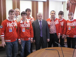 Состоялась встреча  С. М. Миронова с участниками экспедиции «Северный Полюс – 2009»