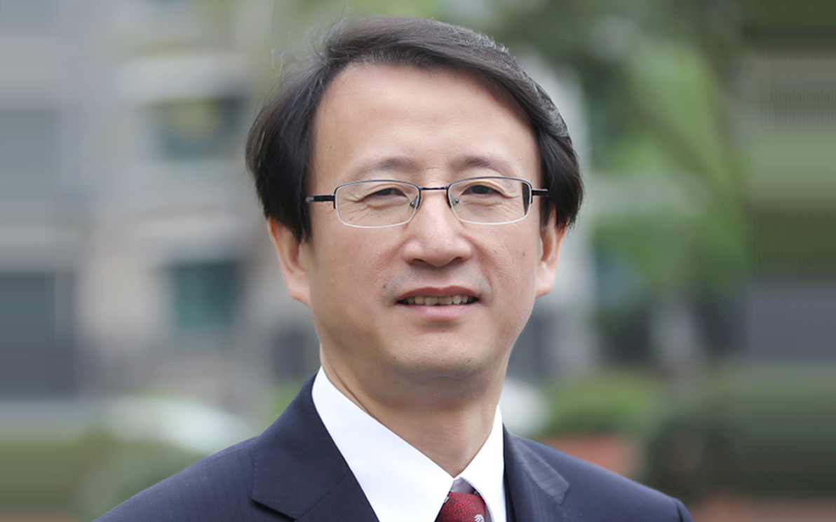 Президенту Чжецзянского университета присуждено звание почётный доктор МАИ