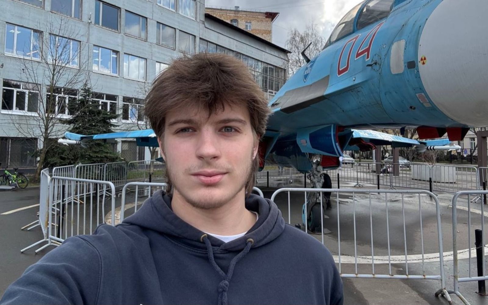 «Никогда не поздно начать что-то новое»: как студент МАИ Тимофейс Максимовс совмещает авиастроение, дзюдо и борьбу с травмой