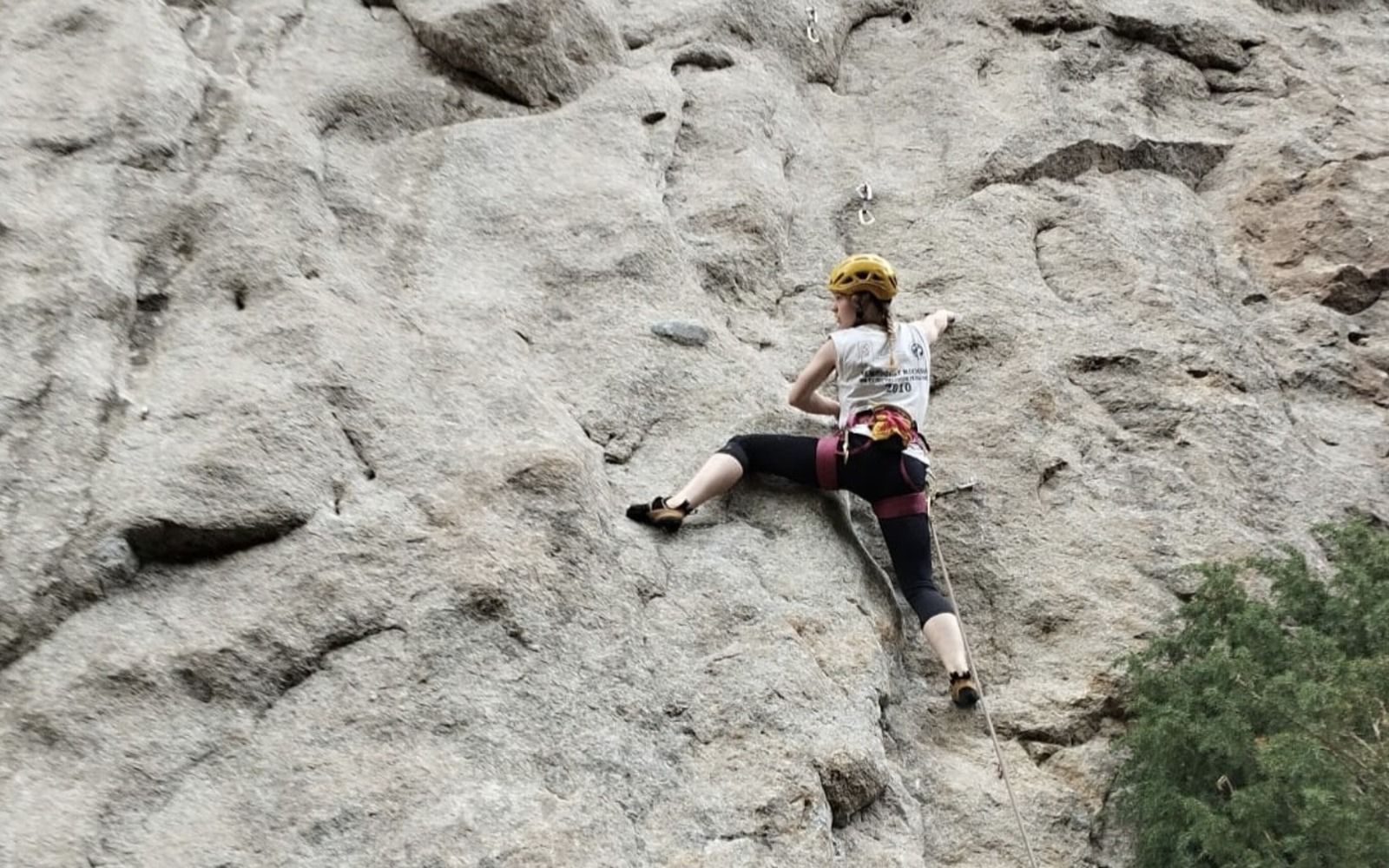 Техника и характер: студентка МАИ о том, как скалолазание развивает настойчивость и умение решать сложные задачи