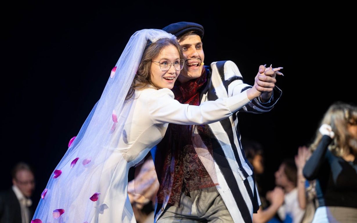 «Планка», беспилотники и «Восемь любящих женщин»: как театральная студия STS МАИ помогает студентам раскрыться и меняет их судьбы