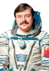 Юбилей космонавта - выпускника МАИ