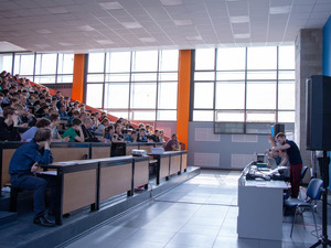 Более 700 московских школьников посетили «Университетские субботы» в МАИ