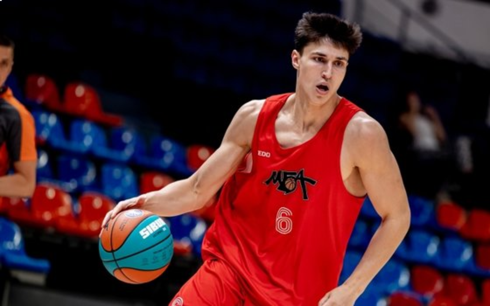 Четыре маёвца примут участие в сборах национальной команды России по баскетболу