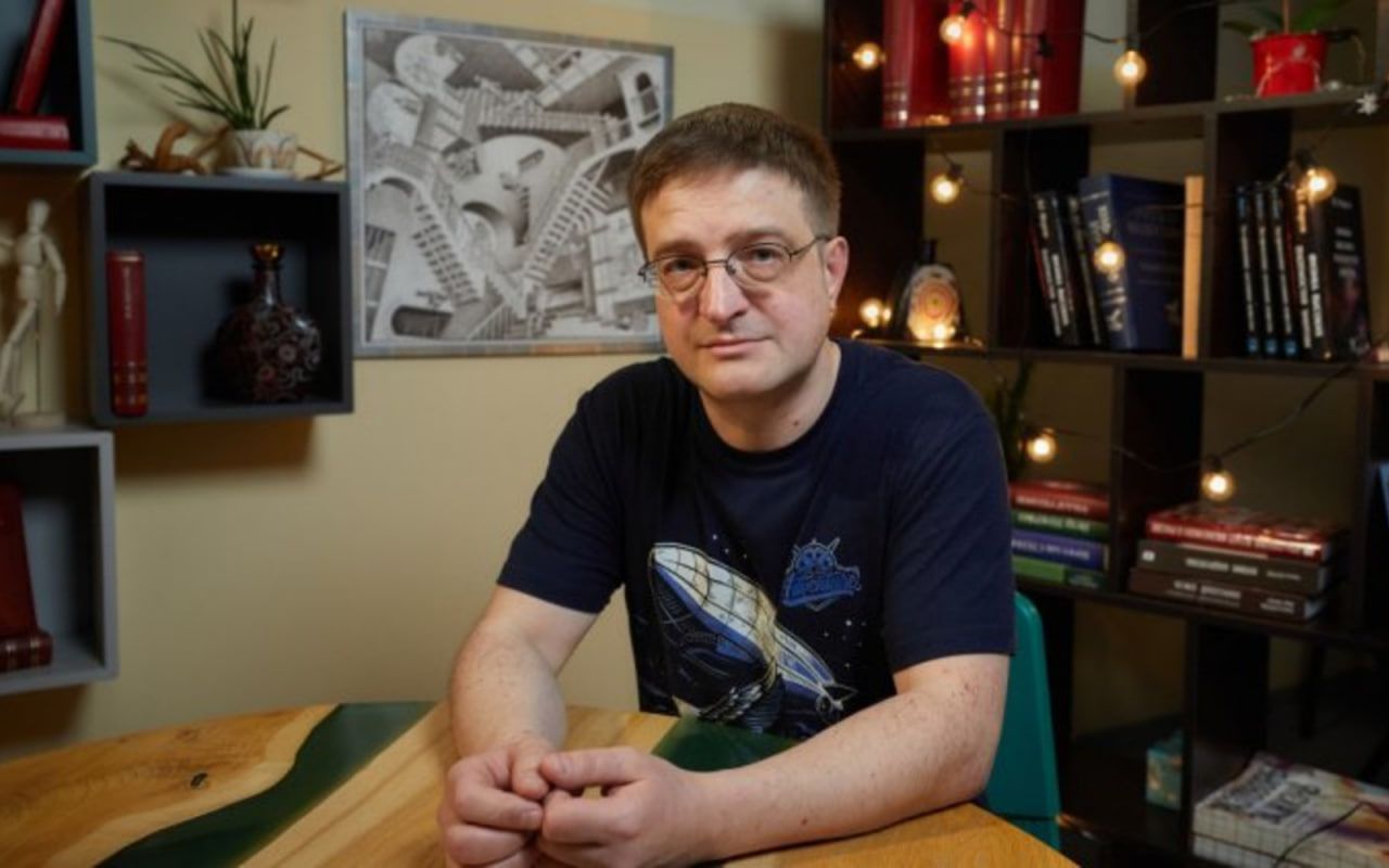 Мечта в небе: как преподаватель МАИ Юрий Щербаков стал создавать дирижабли и учить этому студентов