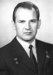 Космонавту В. Н. Кубасову исполнилось 74 года