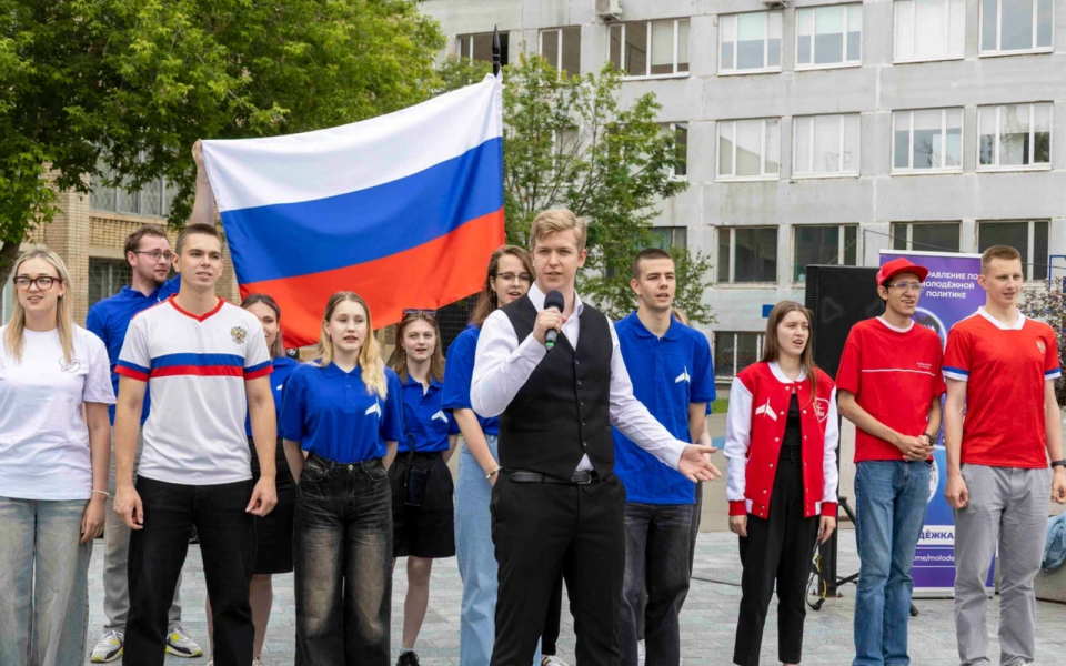 Танцы, спорт и интеллектуальные баталии: в МАИ отметили День России