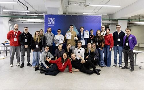 Шум моторов и яркий триумф: в МАИ подвели итоги чемпионата по дрон-рейсингу «Пульс неба — 2025»