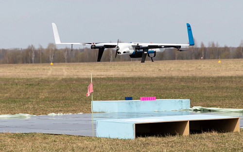На аэродроме МАИ отработали сценарии беспилотной доставки грузов