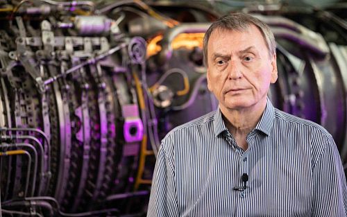 «Предлагать только то, что интересно»: и.о. проректора по инновационной деятельности рассказал, как развивают студенческую науку в МАИ