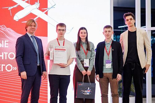 Три разработки и шесть побед: маёвцы отличились на всероссийском слёте инженерных команд в области БАС