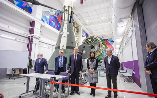 Накануне 90-летия в МАИ состоялось открытие экспозиции станции «Алмаз»