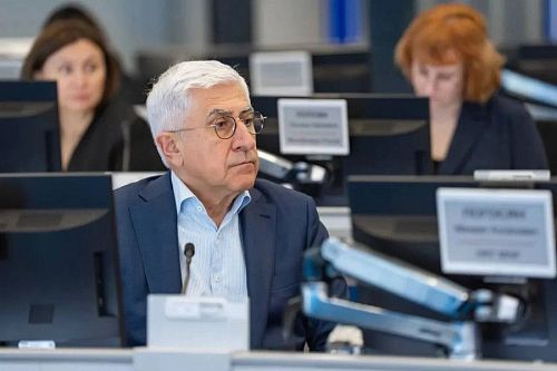 Ректоры университетов-участников пилотного проекта обсудили итоги приёмной кампании на совещании с главой Минобрнауки