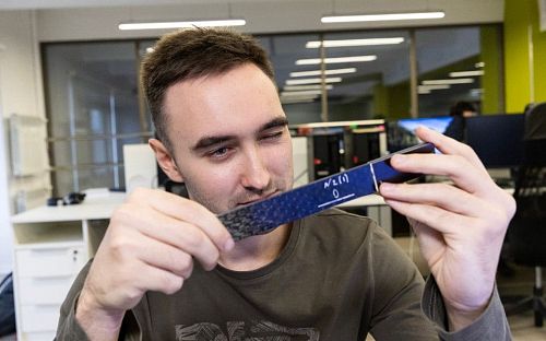 В МАИ разработали метод повышения прочности и долговечности авиадеталей с помощью нанотрубок