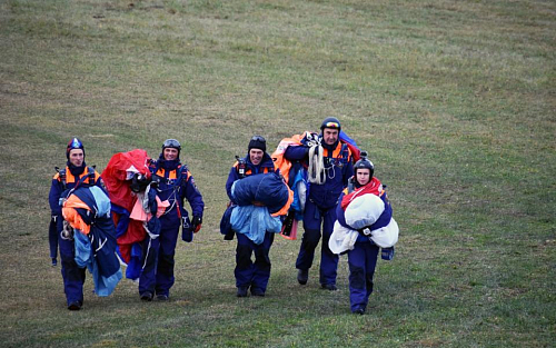 На аэродроме МАИ в Алферьево прошли тренировки спасателей МЧС