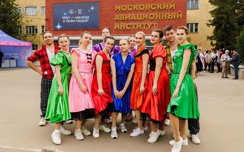 От аэродинамики к хореографии: как в танцевальной студии МАИ «Сокол» рождается искусство движения