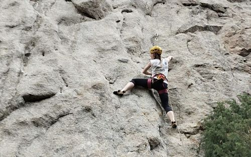 Техника и характер: студентка МАИ о том, как скалолазание развивает настойчивость и умение решать сложные задачи