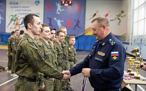 В МАИ отметили День защитника Отечества