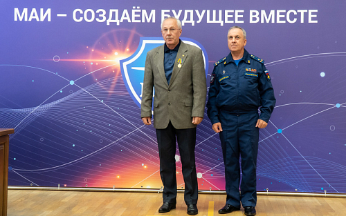 Директор РЦ НИИТ МАИ награждён ведомственной медалью Минобороны России