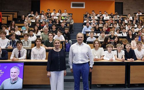 «Мирное небо – наш основной приоритет»: в МАИ состоялась встреча с Заслуженным лётчиком-испытателем России Сергеем Богданом