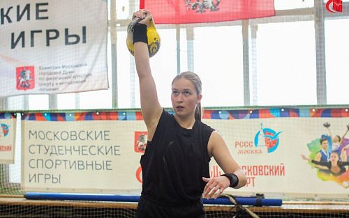 «Гиревой спорт — это  про крепость духа»: студентка МАИ  — о бронзе на московских соревнованиях и победе над собой
